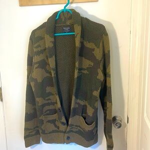 Abercrombie and Fitch M cardigan sweater.